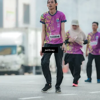Runner Photo 5909460