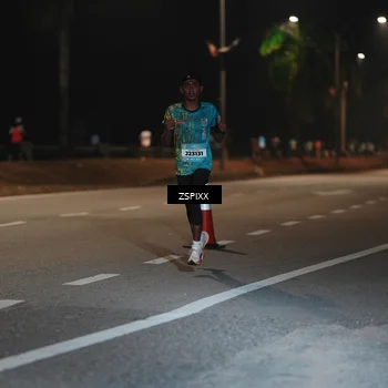 Runner Photo 5909558
