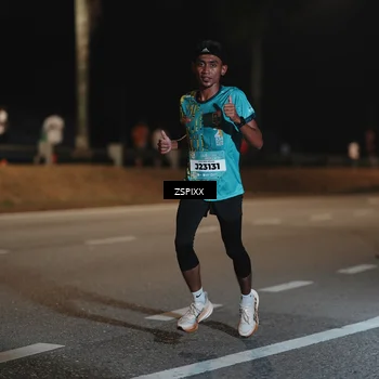 Runner Photo 5909602