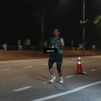 Runner Photo 5909654