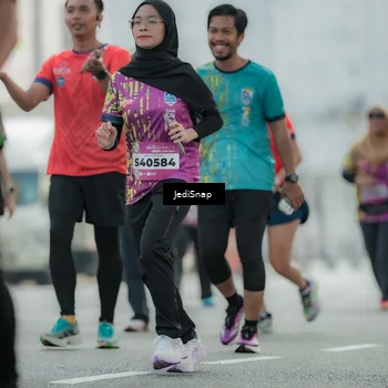 Runner Photo 5909655