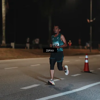 Runner Photo 5909656