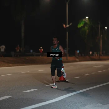 Runner Photo 5909657