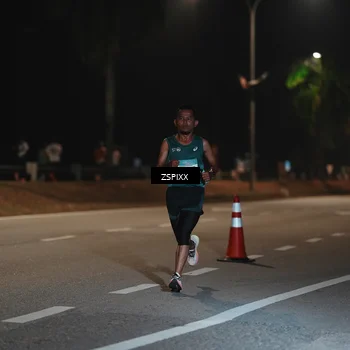 Runner Photo 5909660