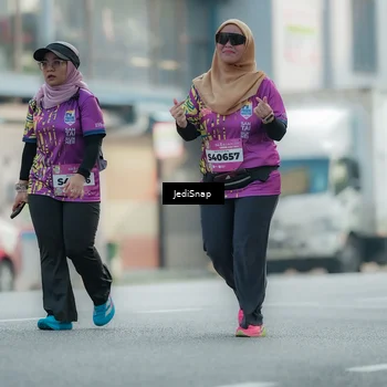 Runner Photo 5909674