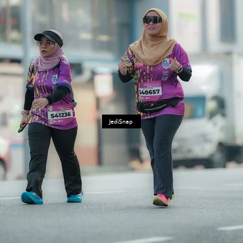 Runner Photo 5909680