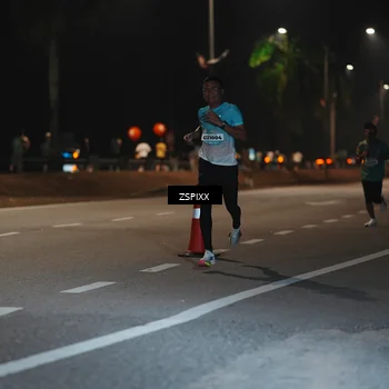 Runner Photo 5909687