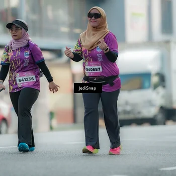 Runner Photo 5909690