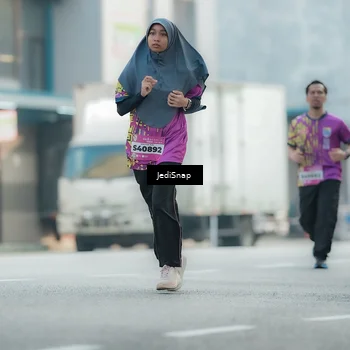 Runner Photo 5909709