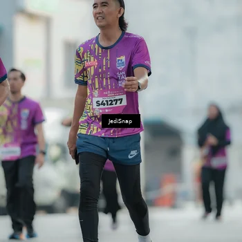 Runner Photo 5909732