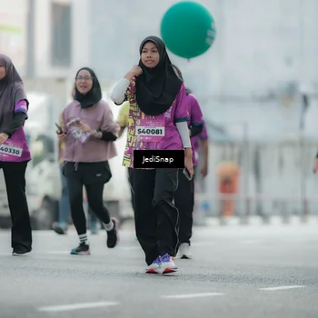 Runner Photo 5909772