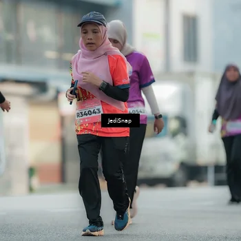 Runner Photo 5909774