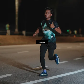 Runner Photo 5909835