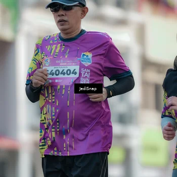 Runner Photo 5909843