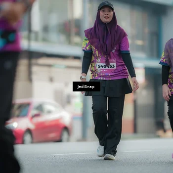 Runner Photo 5909875