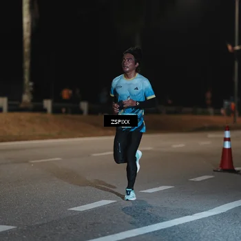 Runner Photo 5909886