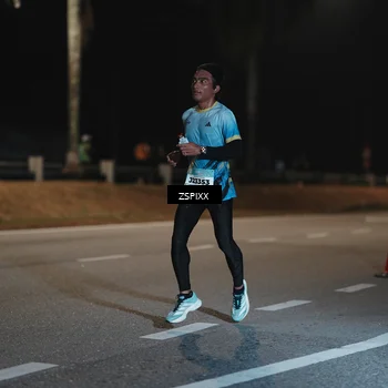 Runner Photo 5909890