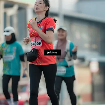 Runner Photo 5909927
