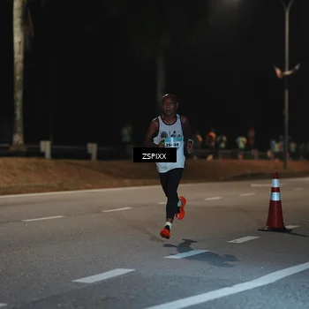 Runner Photo 5910053