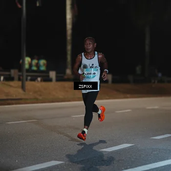 Runner Photo 5910078