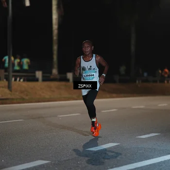 Runner Photo 5910079