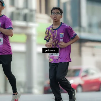 Runner Photo 5910085