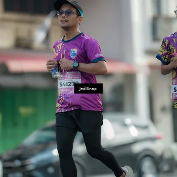 Runner Photo 5910095