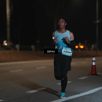Runner Photo 5910154