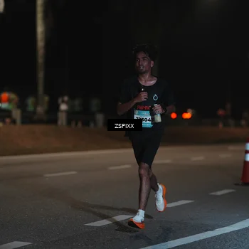 Runner Photo 5910180