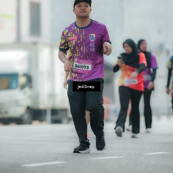 Runner Photo 5910269