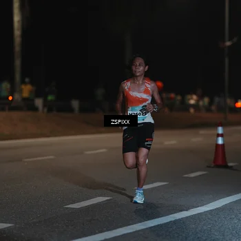 Runner Photo 5910276