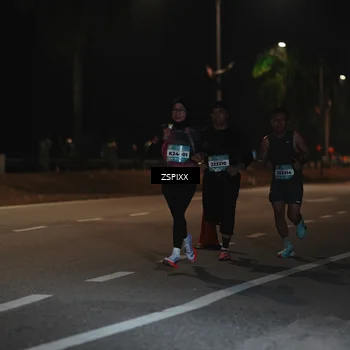 Runner Photo 5910354