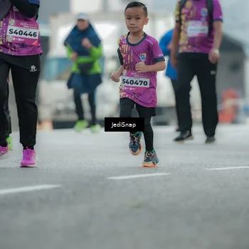 Runner Photo 5910379