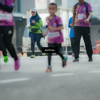 Runner Photo 5910388