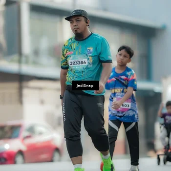 Runner Photo 5910450