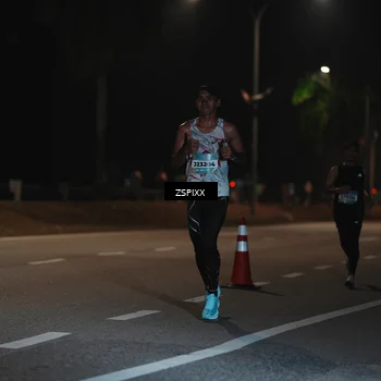 Runner Photo 5910473