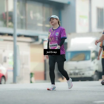 Runner Photo 5910532