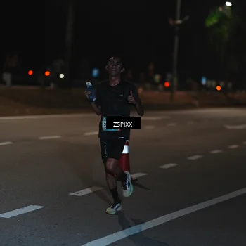 Runner Photo 5910572
