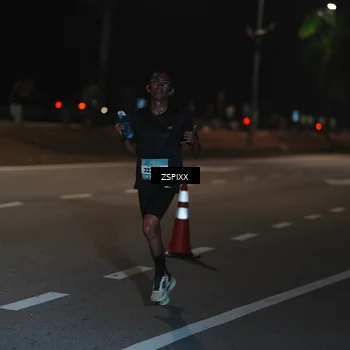 Runner Photo 5910576