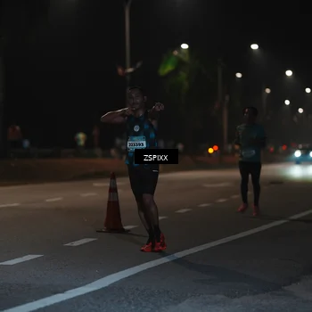 Runner Photo 5910589
