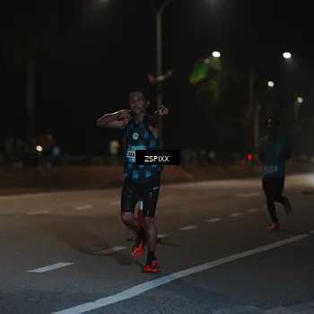 Runner Photo 5910599