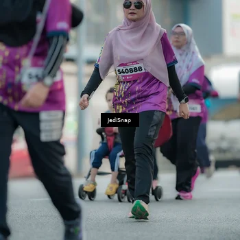 Runner Photo 5910641