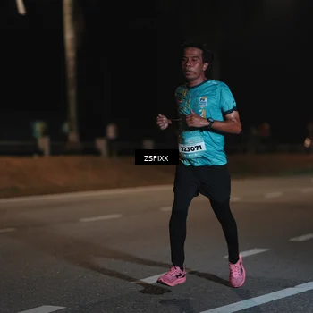 Runner Photo 5910653