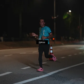 Runner Photo 5910657