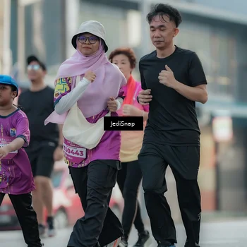 Runner Photo 5910667