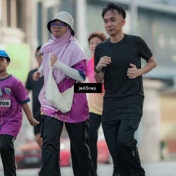 Runner Photo 5910672