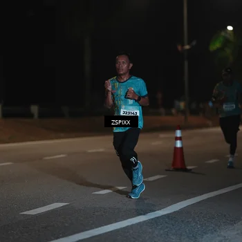 Runner Photo 5910745