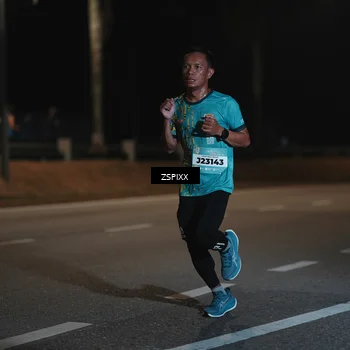 Runner Photo 5910748