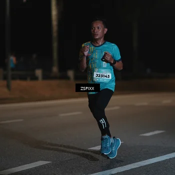 Runner Photo 5910749