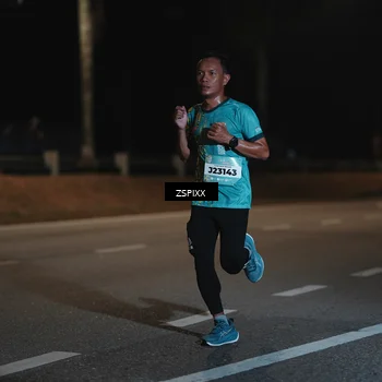 Runner Photo 5910757